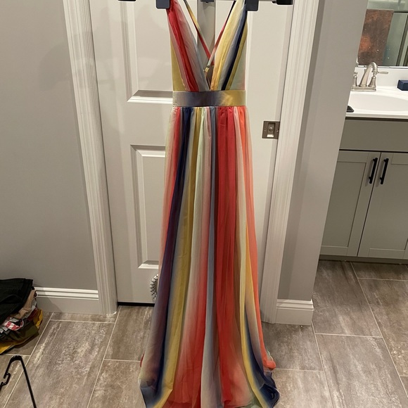 Maxi dress - Picture 2 of 4